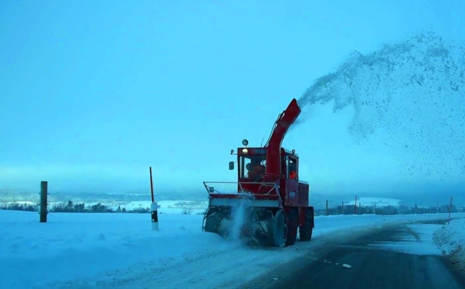 Salage et déneigement sur autoroute